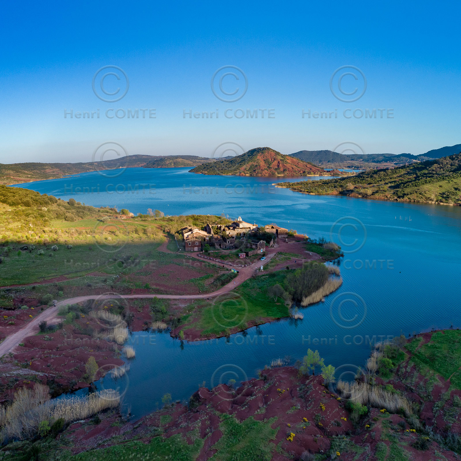Lac du Salagou