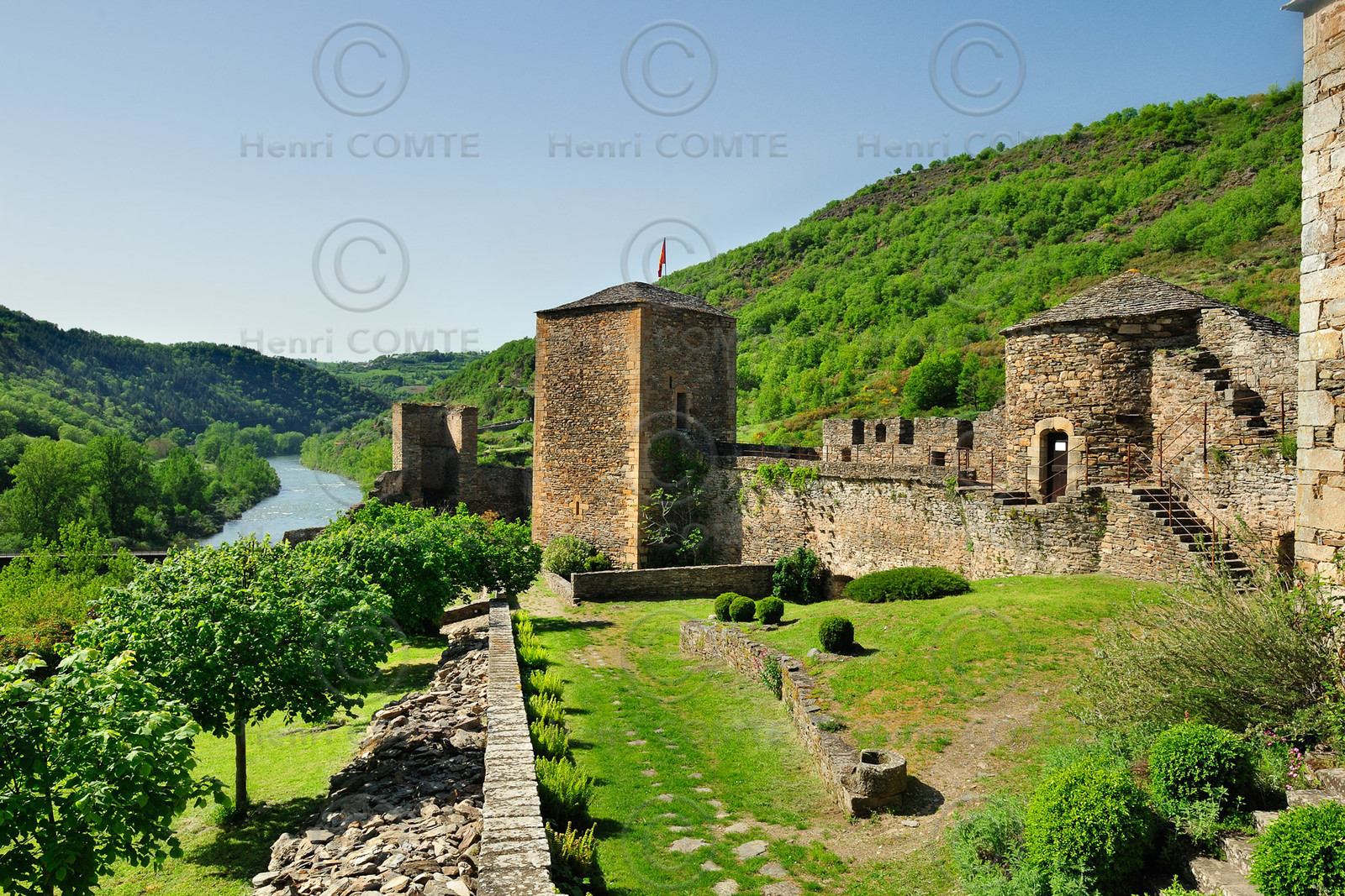 Brousse le Chateau