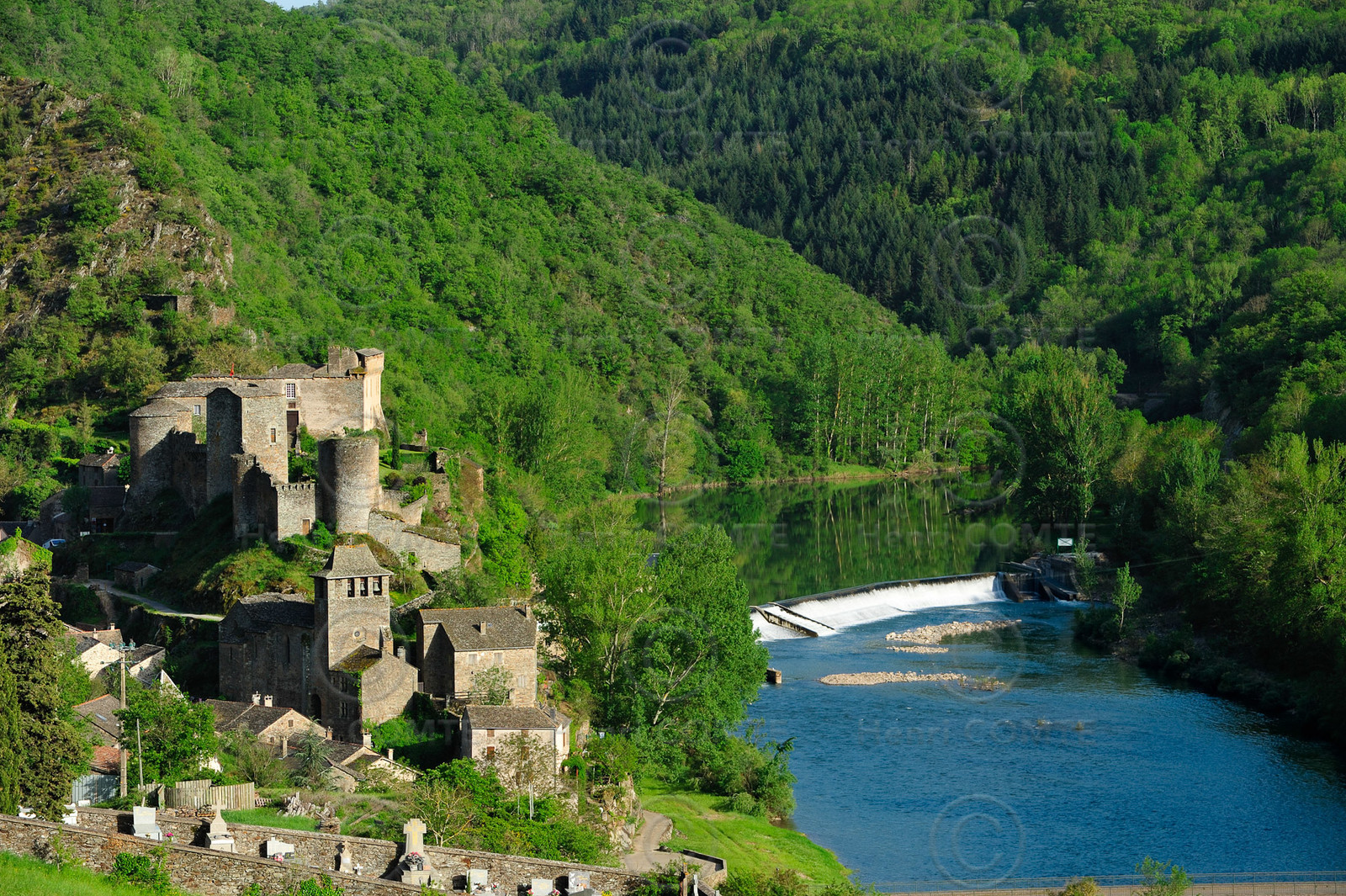 Brousse le Chateau