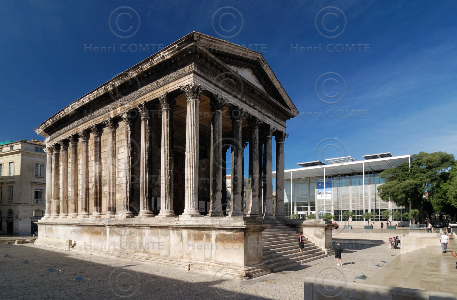 La Maison Carrée à Nîmes