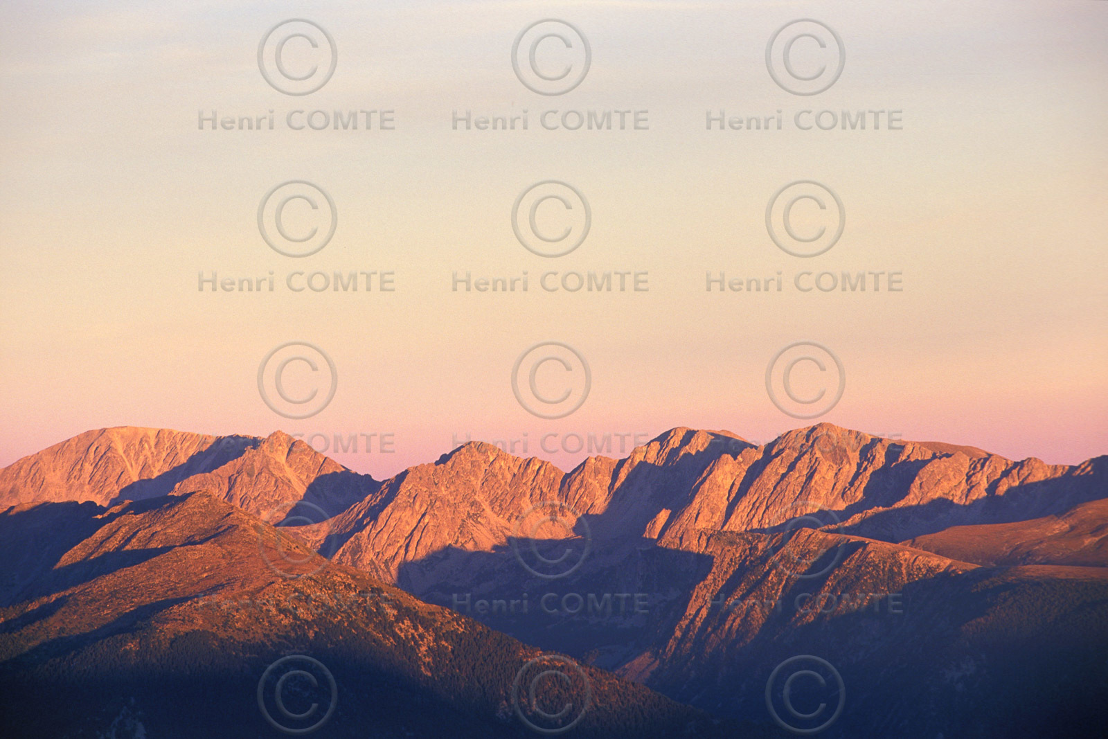 Les monts du Cadi