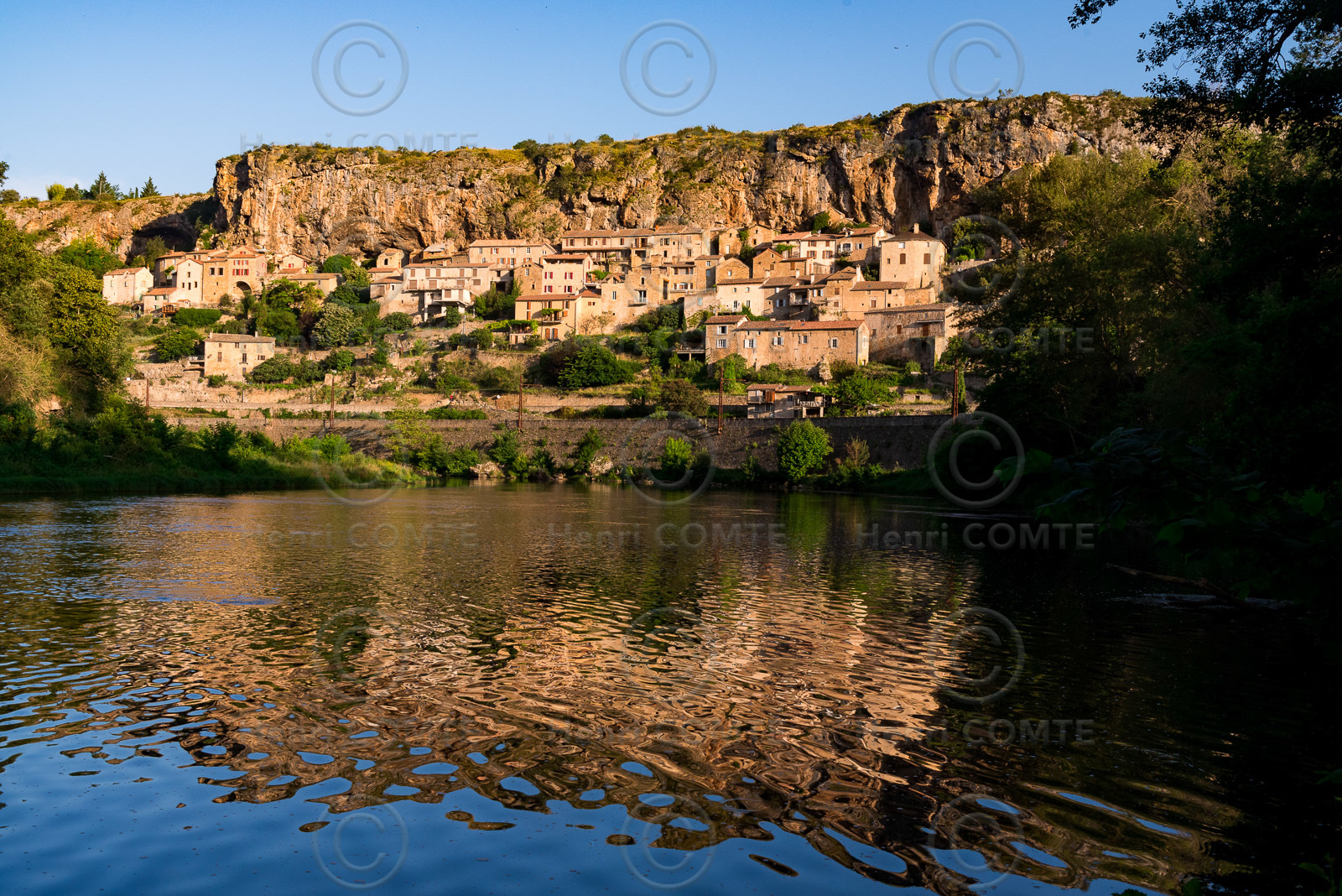 Village de Peyre
