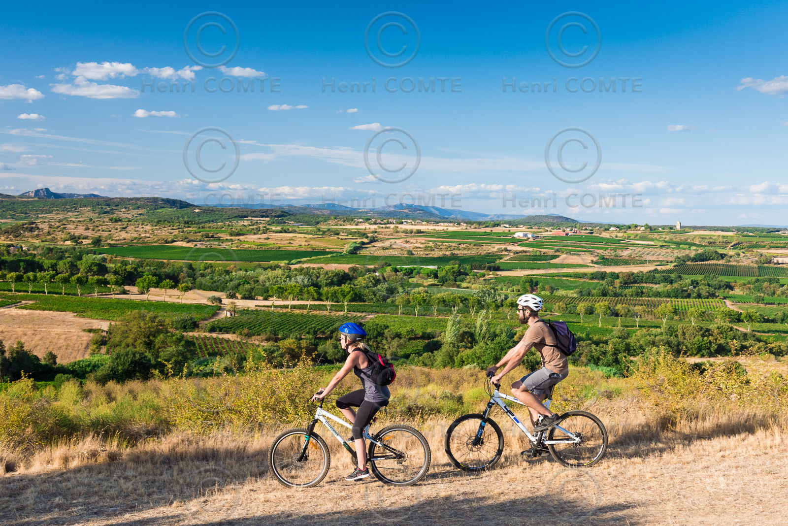 Couple de cyclistes